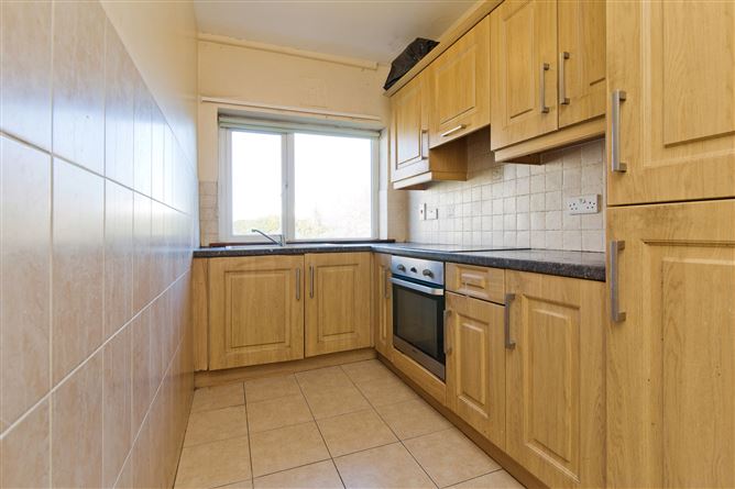 10 Hibernia, De Vesci Court, Monkstown, Co. Dublin