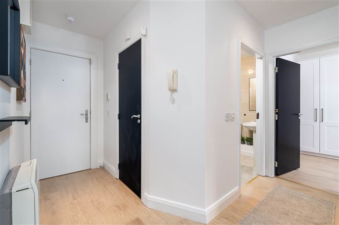 Photo 11 of 20 — Apartment 6, House 1, Linden Court, Grove Avenue, Blackrock, County Dublin