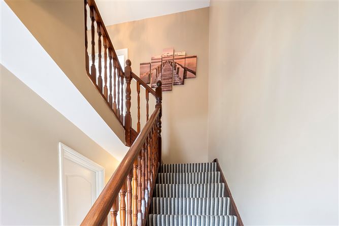 Photo 11 of 22 — 10 Siddon's Court, Lower Aghada, Co. Cork