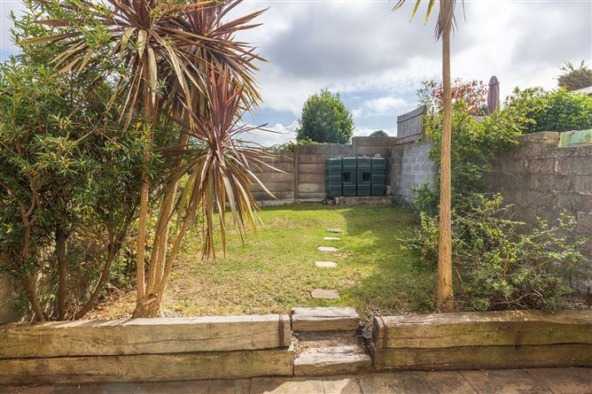 Photo 17 of 22 — 10 Siddon's Court, Lower Aghada, Co. Cork
