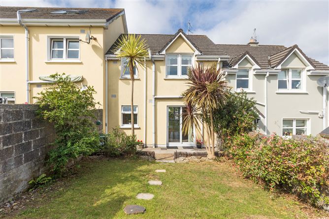 Photo 19 of 22 — 10 Siddon's Court, Lower Aghada, Co. Cork