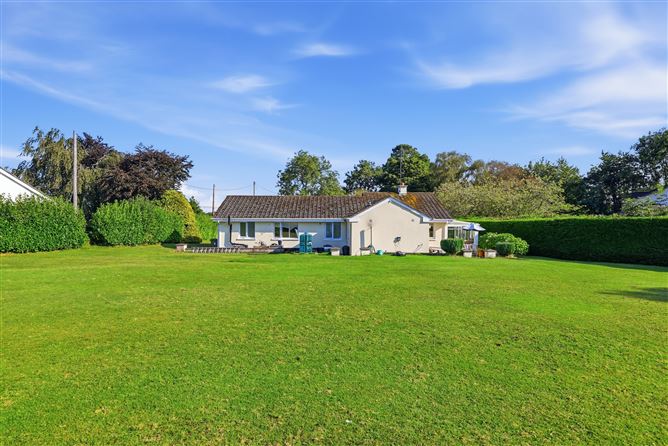 Robertstown Road, Ashbourne, Meath