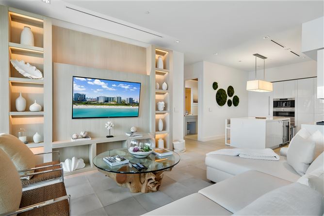 Palm & Linen,Miami,Florida,USA