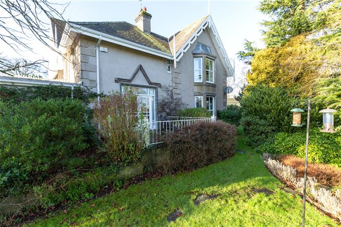 Moss Cottage, Hospital Hill, Bunclody, Co. Wexford.