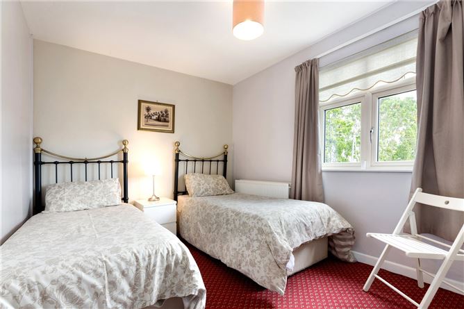 86 Broadford Hill, Ballinteer, Dublin 16