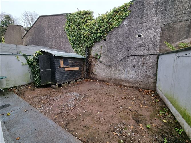 6 Parklyn, Brockelsby Street, Blackpool, Cork