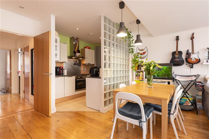 25 Levmoss Avenue, Leopardstown, Dublin 18
