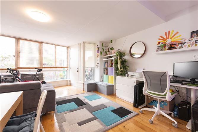 25 Levmoss Avenue, Leopardstown, Dublin 18