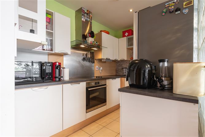 25 Levmoss Avenue, Leopardstown, Dublin 18