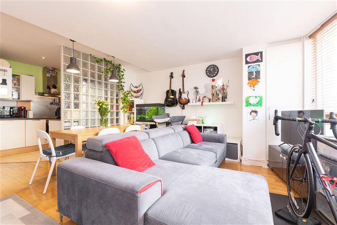 25 Levmoss Avenue, Leopardstown, Dublin 18