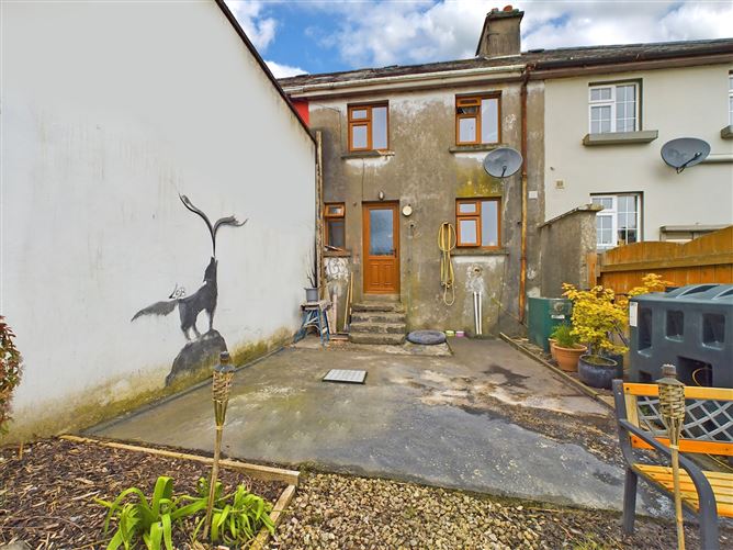 14 Connolly Villas, Ennis, Co. Clare