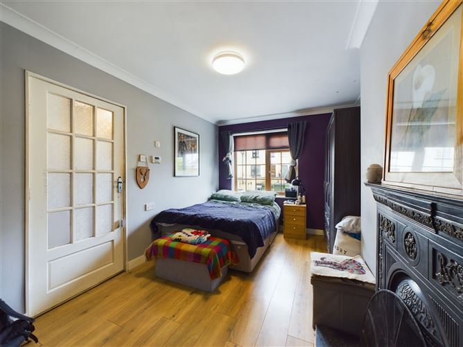 14 Connolly Villas, Ennis, Co. Clare