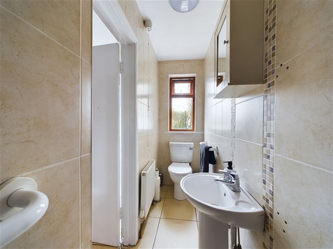 14 Connolly Villas, Ennis, Co. Clare