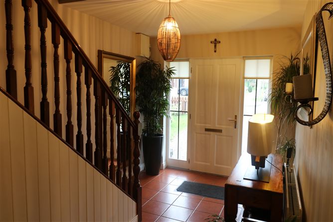 4 Sycamore Close, Carrick-on-Suir, Tipperary