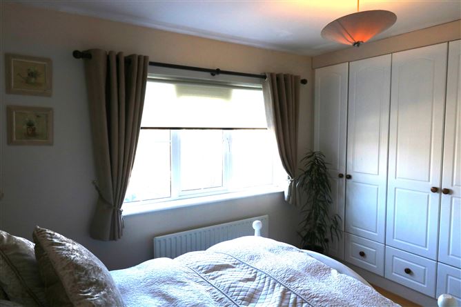 4 Sycamore Close, Carrick-on-Suir, Tipperary