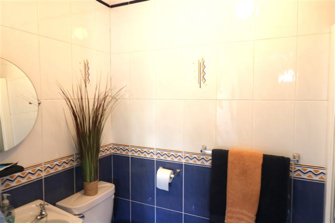 4 Sycamore Close, Carrick-on-Suir, Tipperary