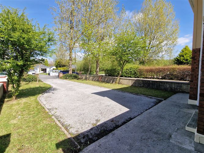 4 The Woods, Cappahard, Ennis, Co. Clare