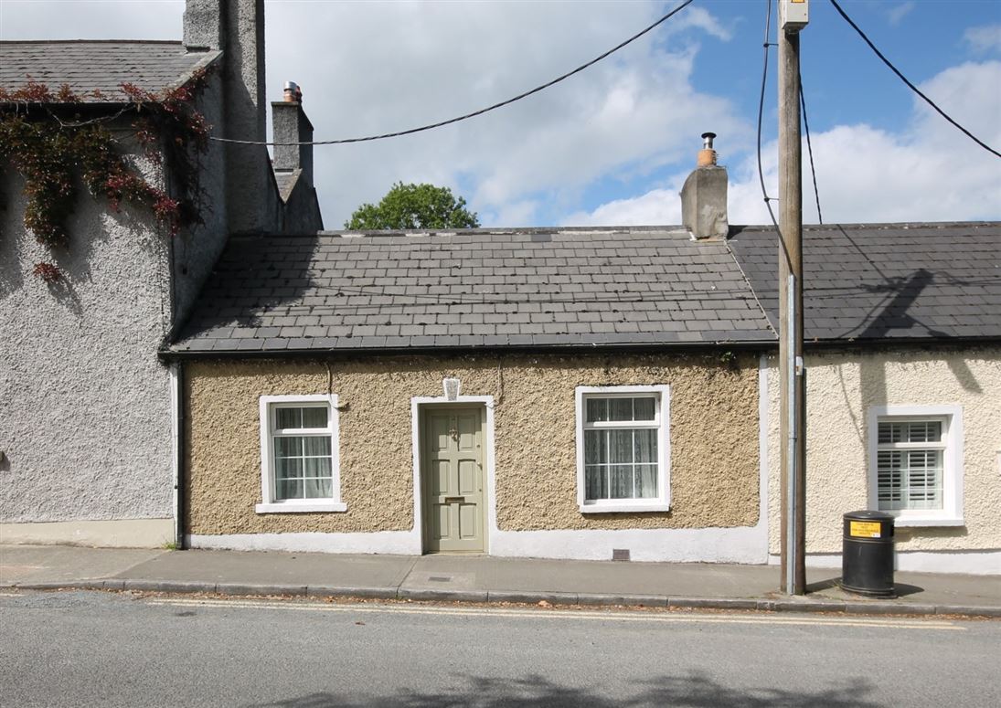 2 Main Street, Enniskerry, Co. Wicklow
