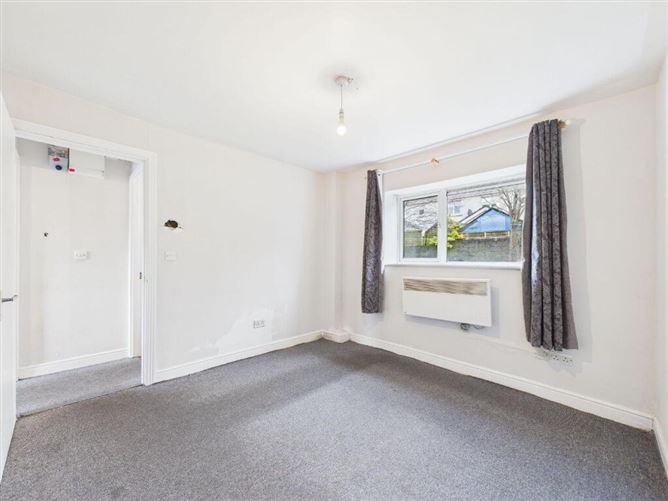Photo 7 of 10 — 315 Castlecurragh Heath, Mulhuddart, Dublin