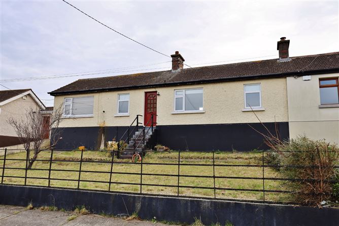 28 New Vale Cottages, Shankill, Dublin 18