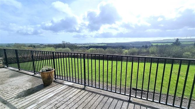 Knockavaddra, Bweeng, Co. Cork