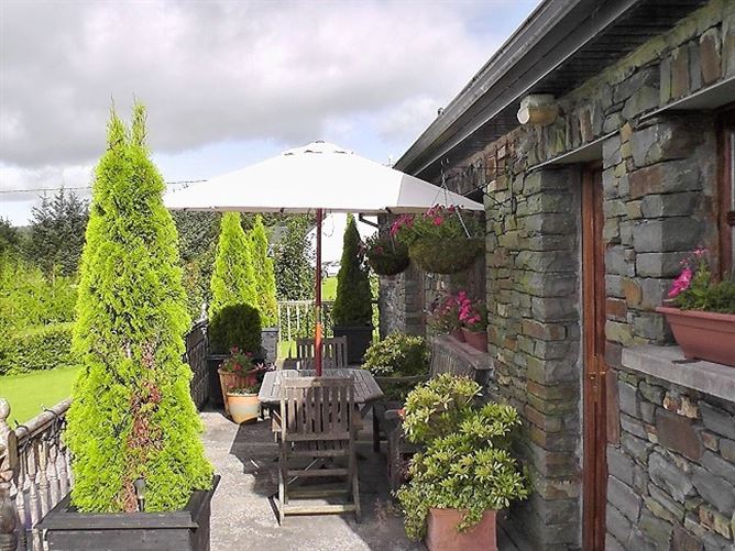 Knockavaddra, Bweeng, Co. Cork