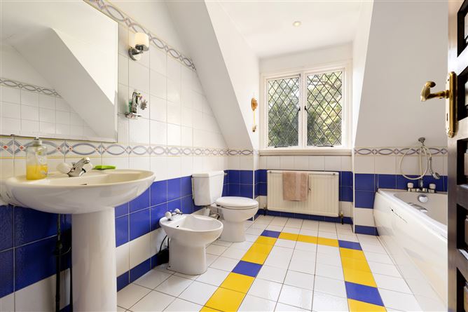 The Latches, 10 Kilteragh Drive, Foxrock, Dublin 18