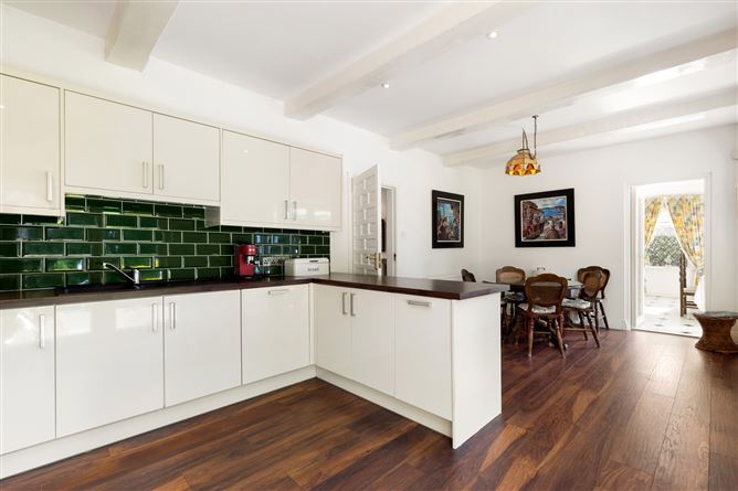 The Latches, 10 Kilteragh Drive, Foxrock, Dublin 18