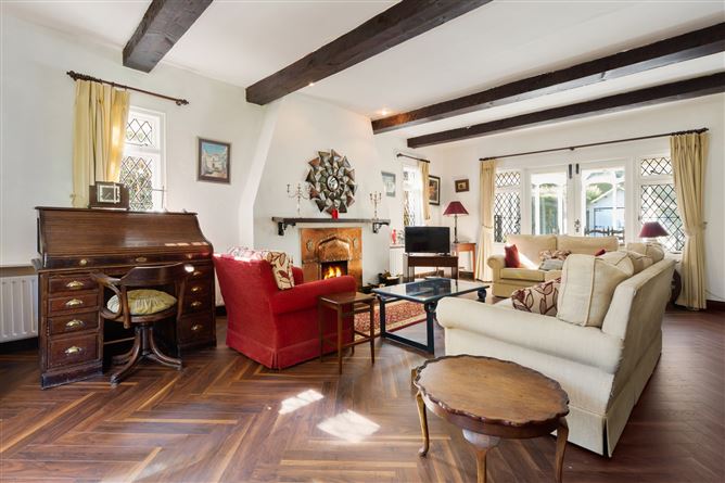 The Latches, 10 Kilteragh Drive, Foxrock, Dublin 18