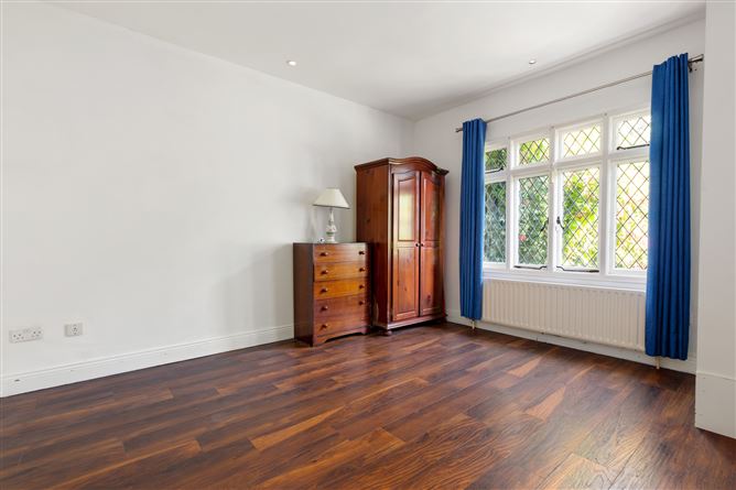 The Latches, 10 Kilteragh Drive, Foxrock, Dublin 18