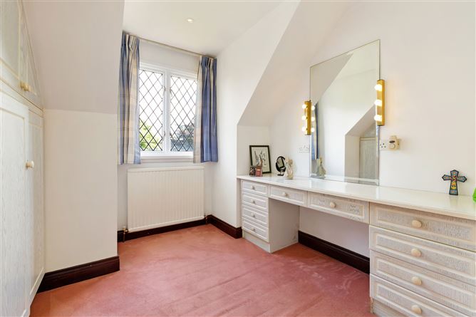 The Latches, 10 Kilteragh Drive, Foxrock, Dublin 18