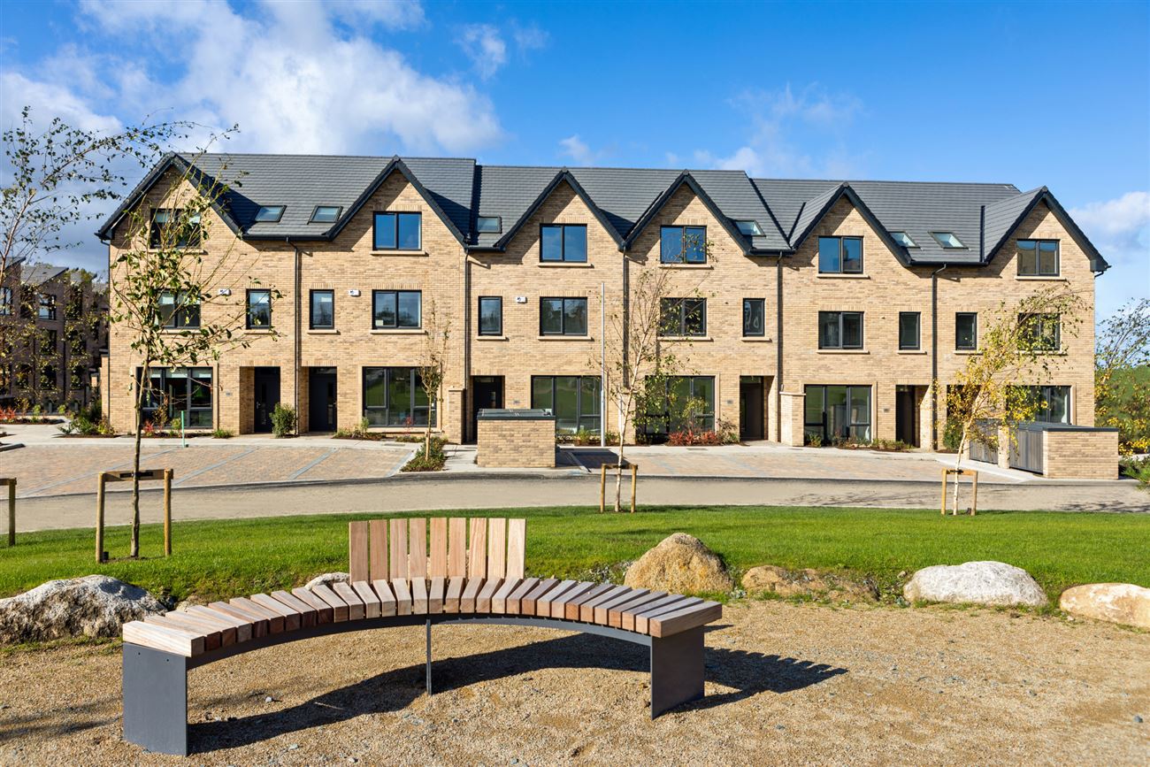 Glenamuck Manor, Glenamuck Road, Carrickmines, Dublin 18 Sherry