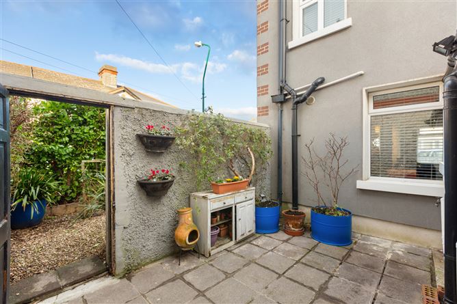 8 O'Curry Road, South Circular Road, Dublin 8