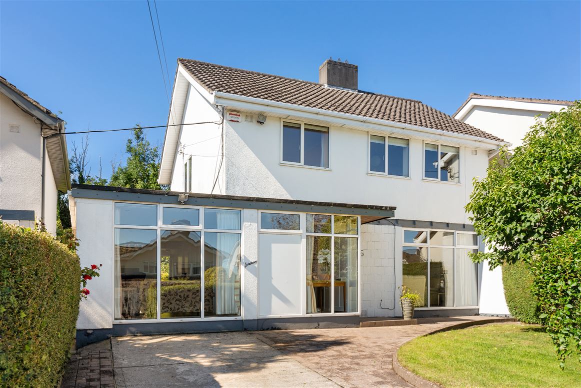 16 South Park, Foxrock, Dublin 18
