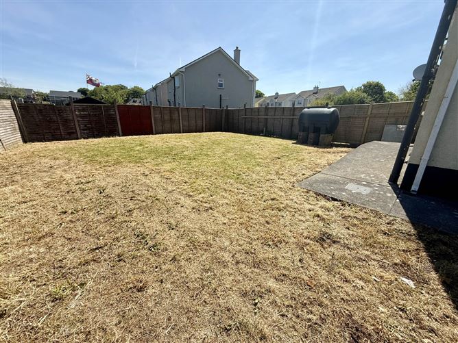 8 Sli Na Sruthan, Ballinlough, County Roscommon