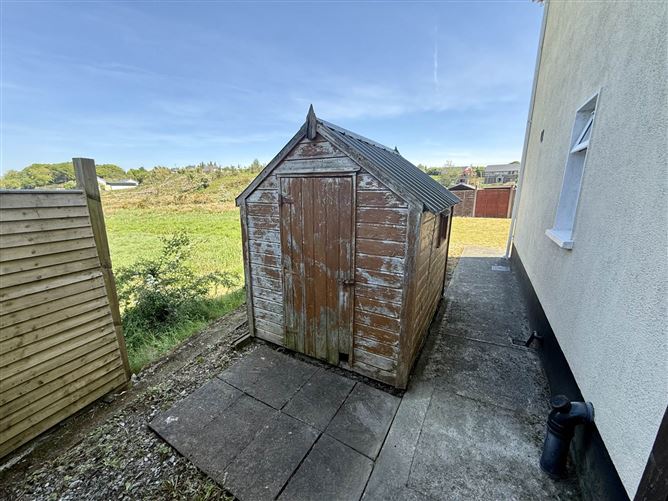 8 Sli Na Sruthan, Ballinlough, County Roscommon