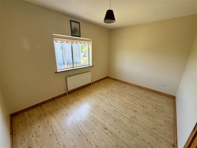 8 Sli Na Sruthan, Ballinlough, County Roscommon