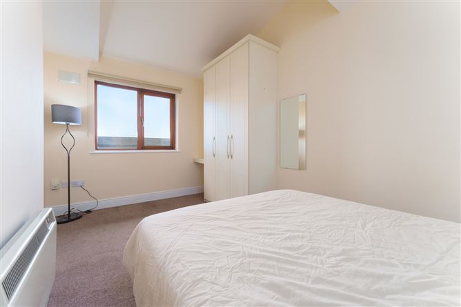 50 Hunters Hall, Hunters Place, Hunters Wood, Dublin 24, Co. Dublin