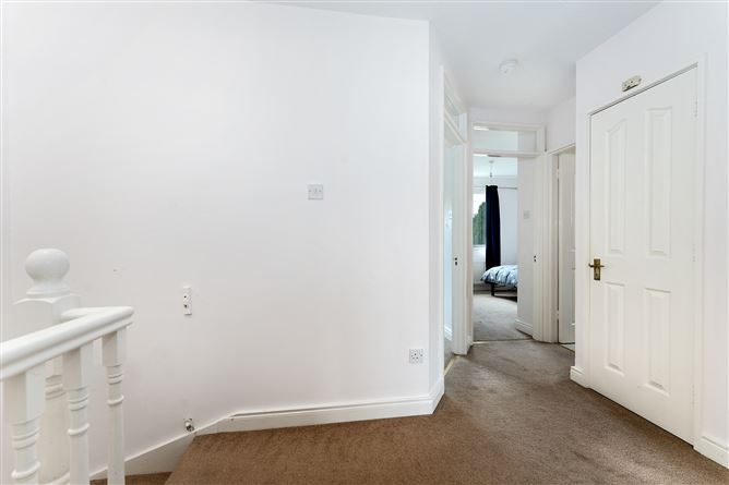 11 Wood Dale Crescent, Ballycullen,   Dublin 24