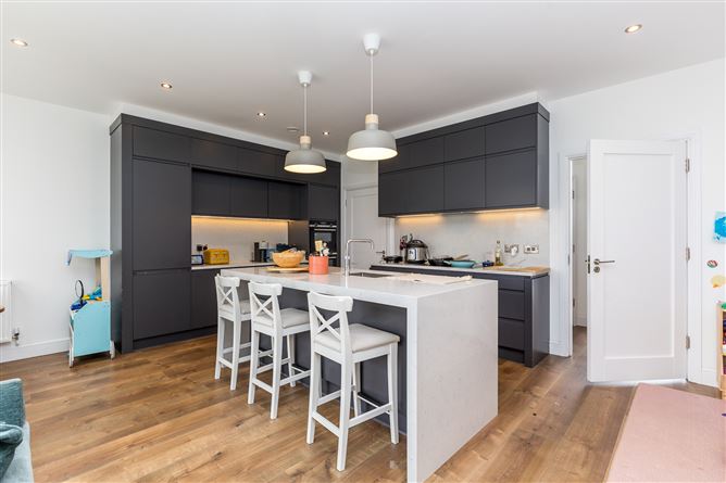 12 Brookfield Malahide, Co. Dublin, Malahide, Dublin