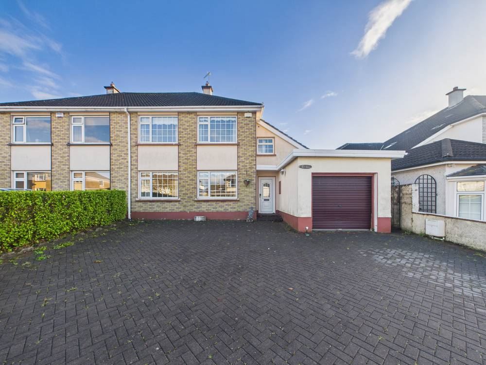 Le Cala, 16 Halldene Gardens,, Bishopstown, Cork