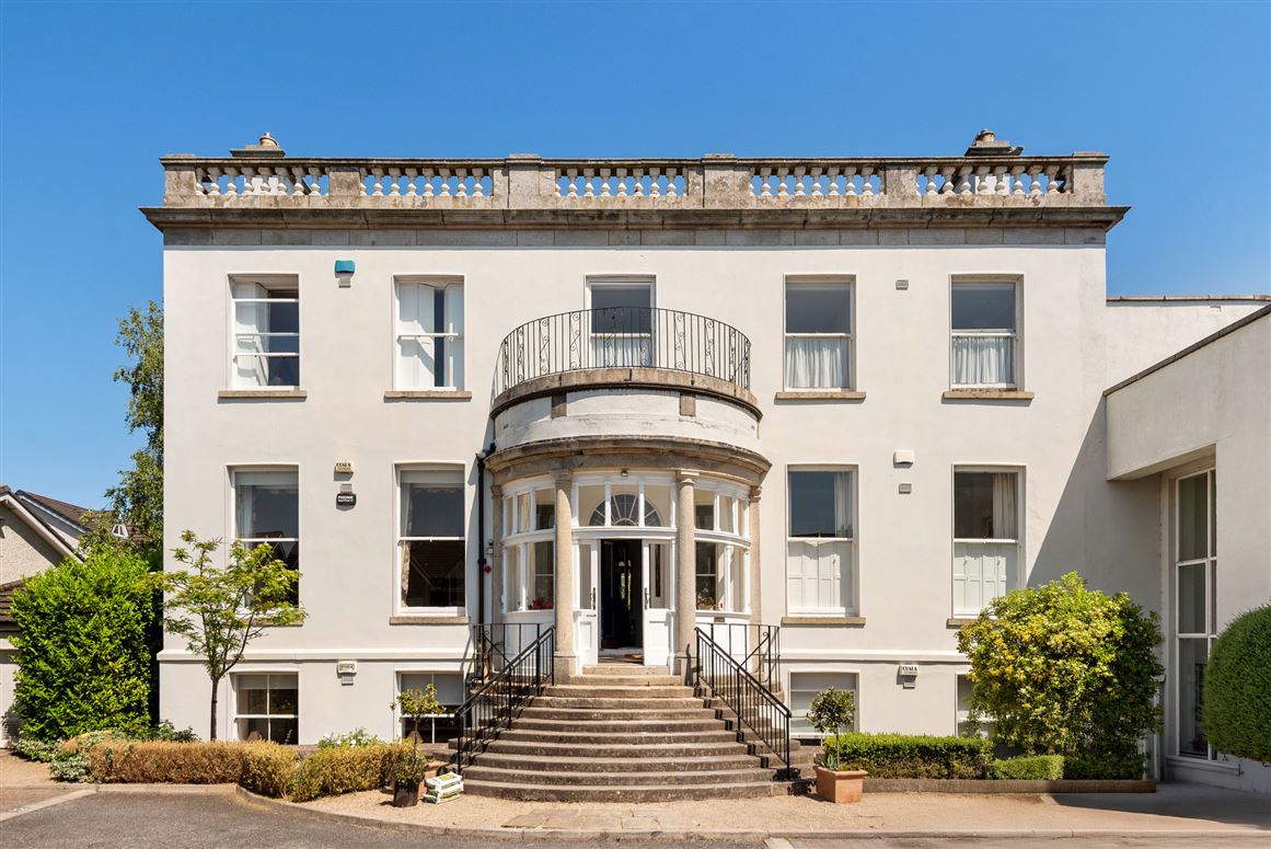 4 Marlfield House, St Gabriels, Cabinteely, Dublin 18