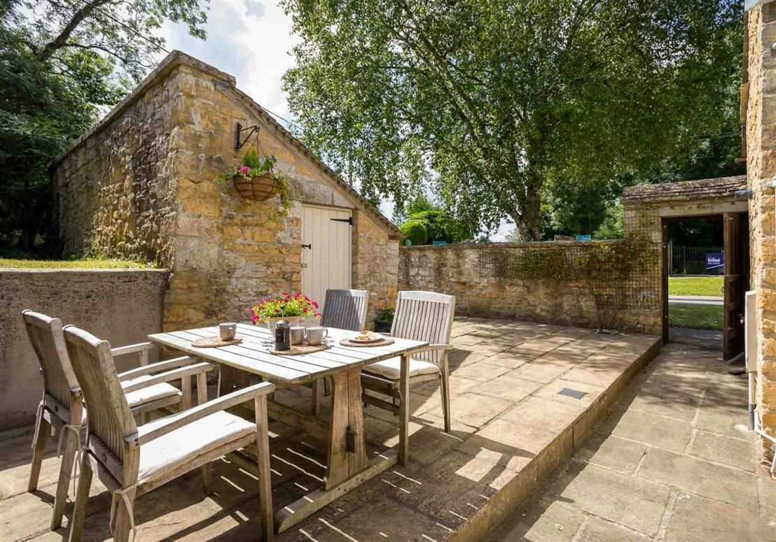 Cotswold Escape,Bourton-on-the-Water,Gloucestershire,United Kingdom