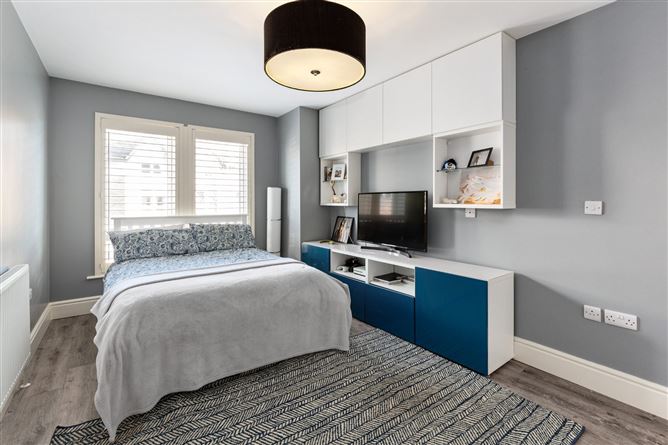 Photo 13 of 25 — 25 Diswellstown Manor, Castleknock, Dublin 15