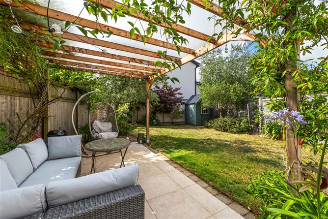 Photo 20 of 25 — 25 Diswellstown Manor, Castleknock, Dublin 15