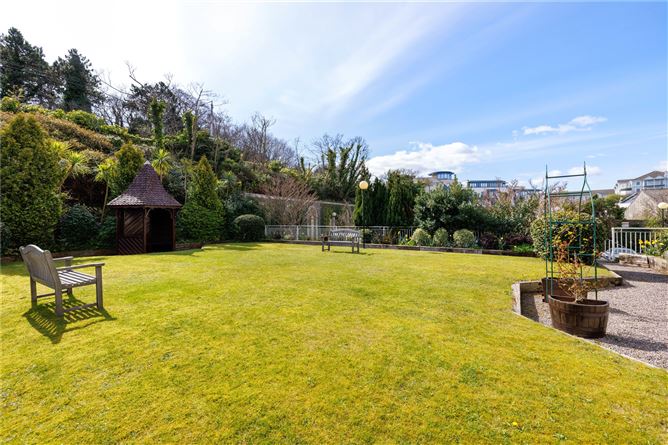 6 Clearwater Cove, Old DunLeary Road, Dun Laoghaire, Co. Dublin