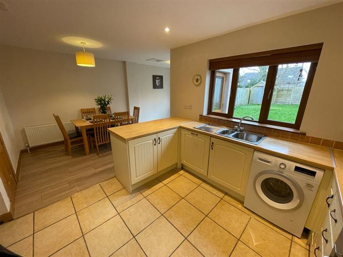 30 Ryecroft, Maryborough Woods, Douglas, Cork Barry Auctioneers