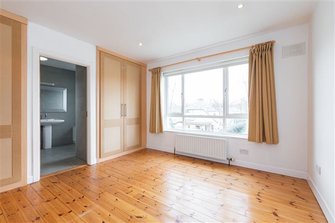8 Sandymount Court, Sandymount, Dublin 4