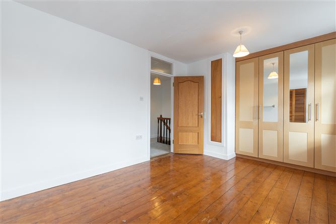 8 Sandymount Court, Sandymount, Dublin 4