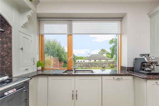 10 Carraig An Iolar, Freeport, Barna, Co. Galway